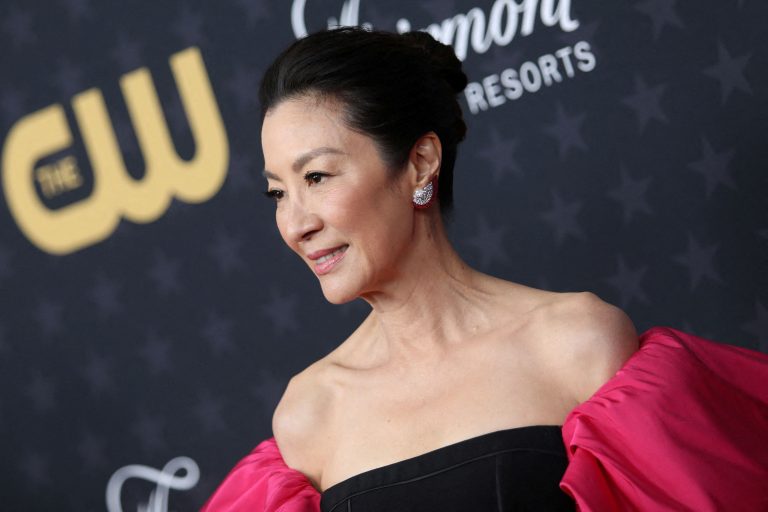 Michelle Yeoh: Μια υπερ-ηρωίδα πρότυπο γυναικείας ενδυνάμωσης