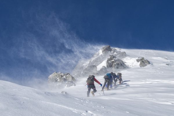 Ορειβάτες κατηγορούνται πως εγκατέλειψαν ετοιμοθάνατο σέρπα – «Τον αντιμετώπισαν σαν άνθρωπο δεύτερης κατηγορίας»