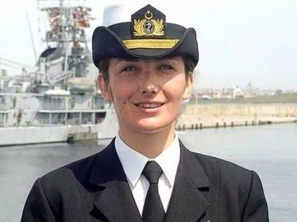 Τουρκία: Αυτή είναι η πρώτη γυναίκα ναύαρχος στο Πολεμικό Ναυτικό