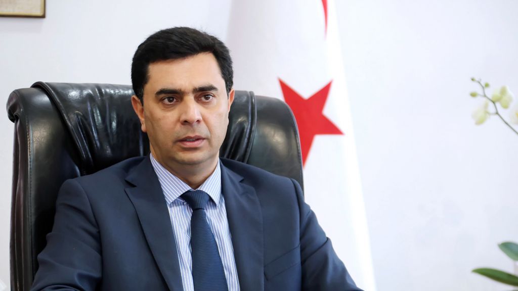 Κυπριακό: «Ο Αναστασιάδης μίλησε για δύο κράτη στον Τσαβούσογλου», λέει ο Ναμί