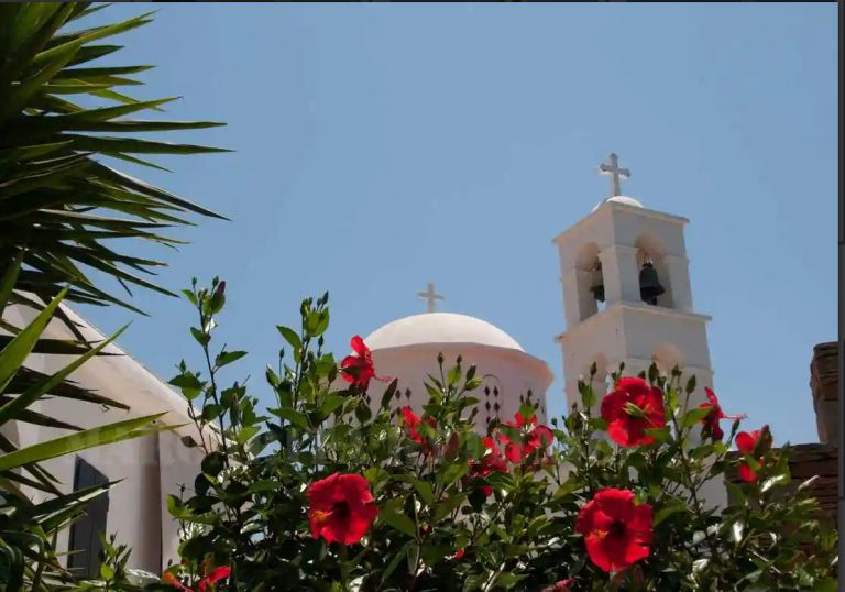 Οι Παναγίες των νησιών: Η ιστορία τους και οι εορτασμοί