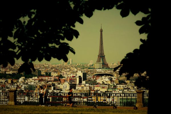 Οι ανισότητες στη Γαλλία καλά κρατούν – Πως οι πλούσιοι μονοπωλούνε το… πράσινο