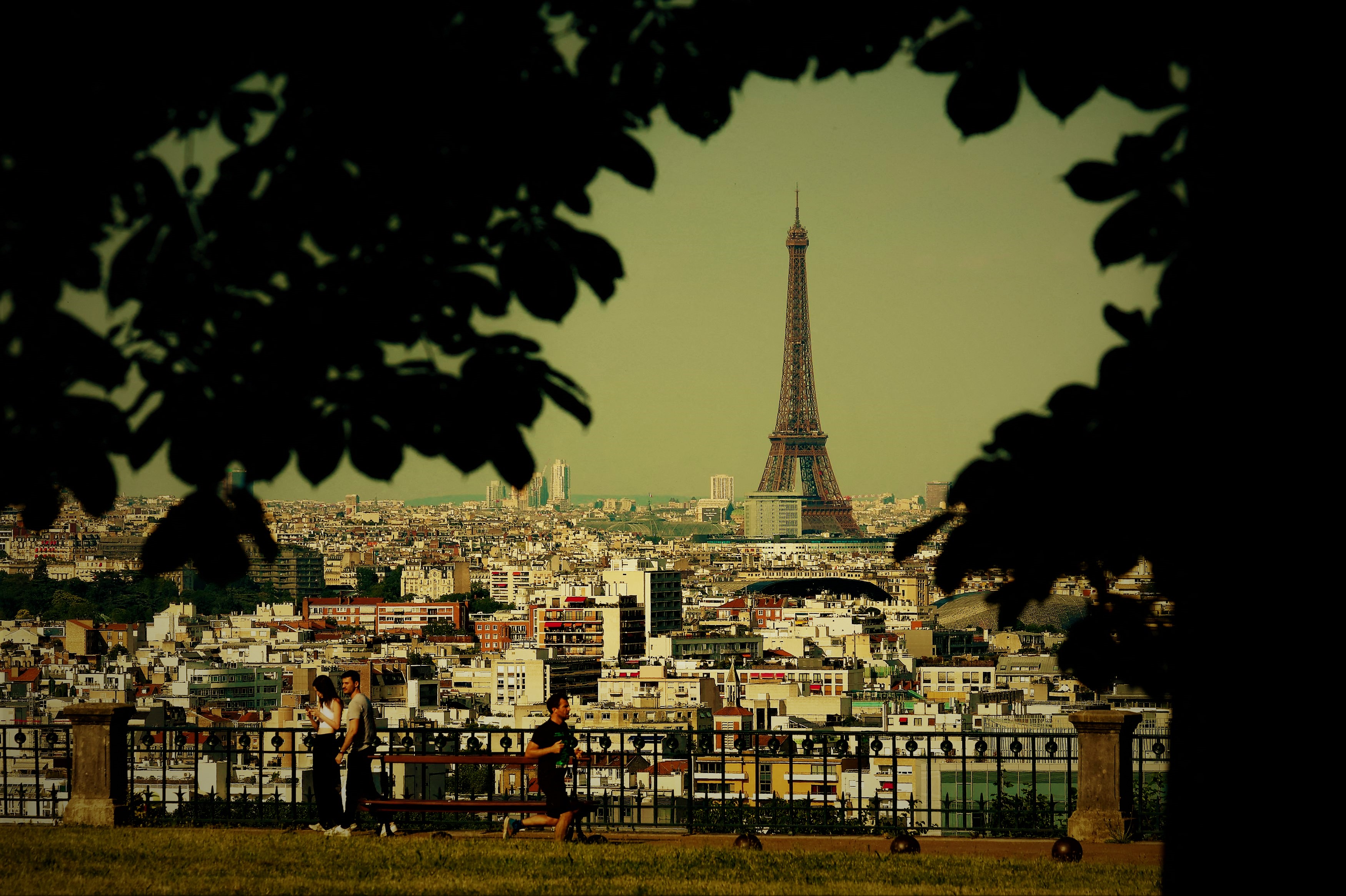 Οι ανισότητες στη Γαλλία καλά κρατούν - Πως οι πλούσιοι μονοπωλούνε το... πράσινο