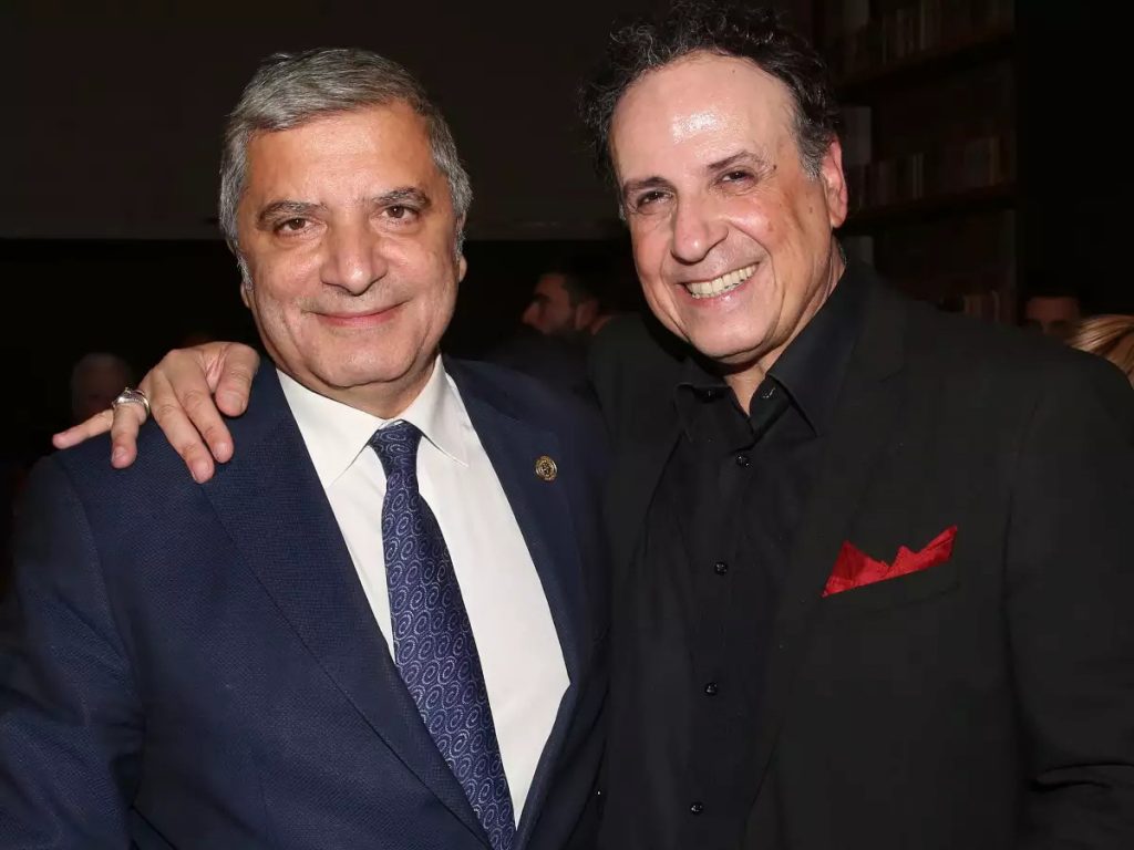 Χάρης Ρώμας για Γιώργο Πατούλη: «Δεν θα διαγράψω τον φίλο μου επειδή χόρεψε ένα ζεϊμπέκικο»