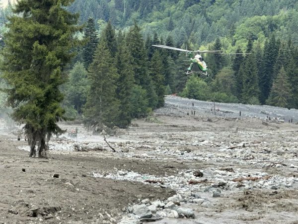 Γεωργία: Πάνω από έξι άνθρωποι σκοτώθηκαν από κατολίσθηση στην περιοχή Ράτσα