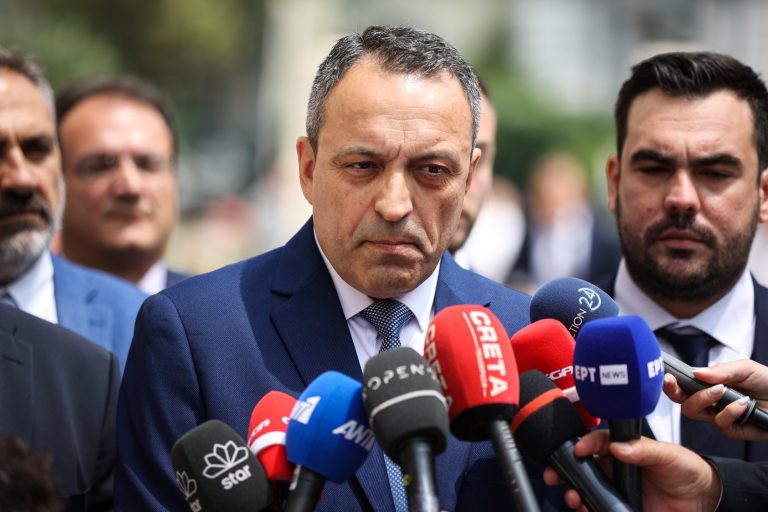 Σπαρτιάτες: Υπό διάλυση το ακροδεξιό κόμμα –  «Πόλεμος» για την ηγεσία και το «μπαγιόκο»