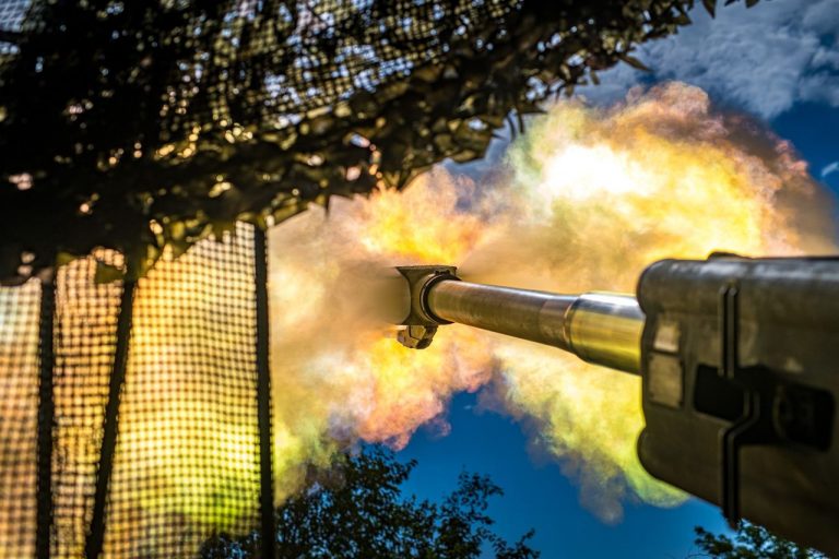 Πόλεμος στην Ουκρανία: Εκατέρωθεν επιθέσεις καταγγέλλουν Κίεβο και Μόσχα