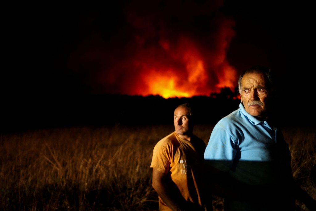Πορτογαλία: Πάνω από 1.400 άνθρωποι εγκατέλειψαν τα σπίτια τους λόγω των πυρκαγιών