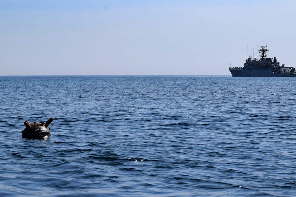 Μαύρη Θάλασσα: Έκρηξη στο Κοστινέστι - Επιχείρηση του ρουμανικού πολεμικού ναυτικού για τον εντοπισμό αδέσποτων ναρκών
