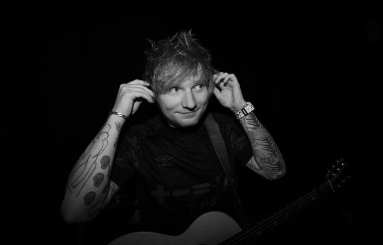 Εντ Σίραν: Έχτισε παρεκκλήσι στο σπίτι του με τον δικό του ταφικό θάλαμο