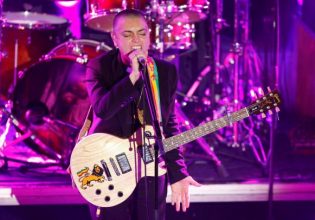 Σινέντ Ο’ Κόνορ: Τα τελευταία της μηνύματα πριν φύγει από τη ζωή – «Ήταν γεμάτα με απόγνωση, απελπισία και θλίψη»