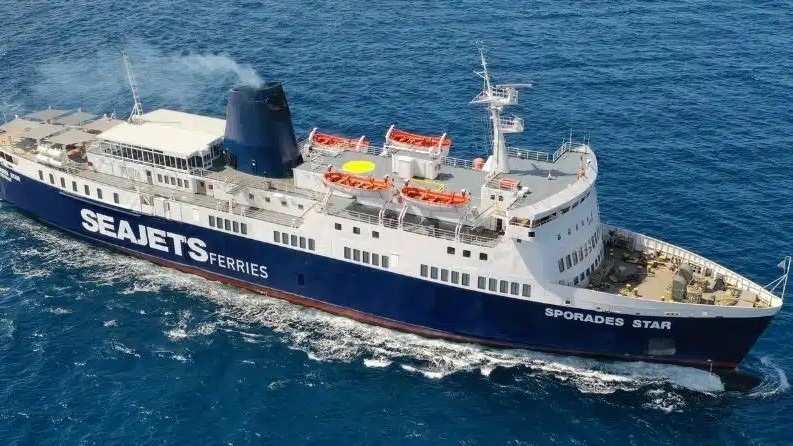 Μηχανική βλάβη στο «Sporades Star» - Ταλαιπωρία για 90 επιβάτες