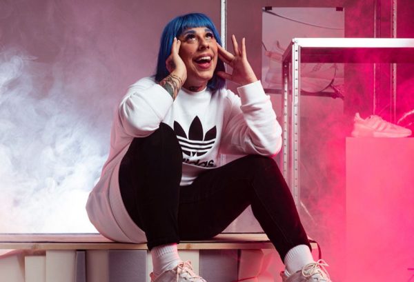 Super Κική: Βρίζει τον Ξαρχάκο για ένα «σσσ…» και το Twitter της απαντά