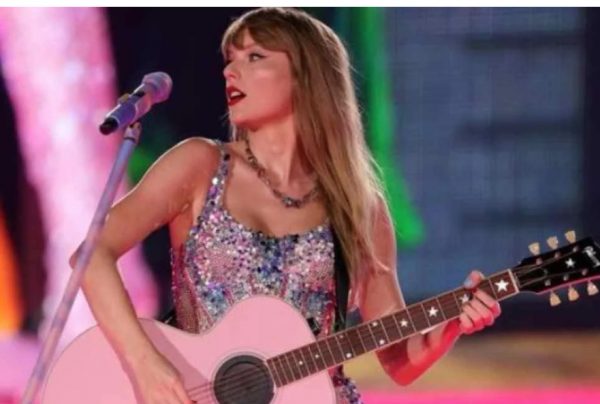 Taylor Swift: Ξεσηκωμός με την επανακυκλοφορία του «1989»