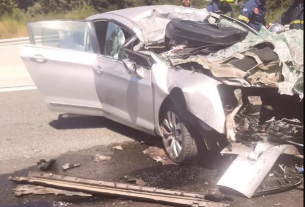 Τροχαίο στις  Σέρρες: «Δεν κατάλαβα τίποτα» λέει ο οδηγός του φορτηγού – Τα νεότερα για τον 12χρονο που σκοτώθηκαν οι γονείς του