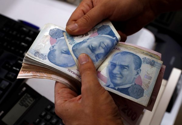 «Σαφάρι» Ερντογάν για προσέλκυση ξένων επενδύσεων – Τι αλλάζει στην Τουρκία