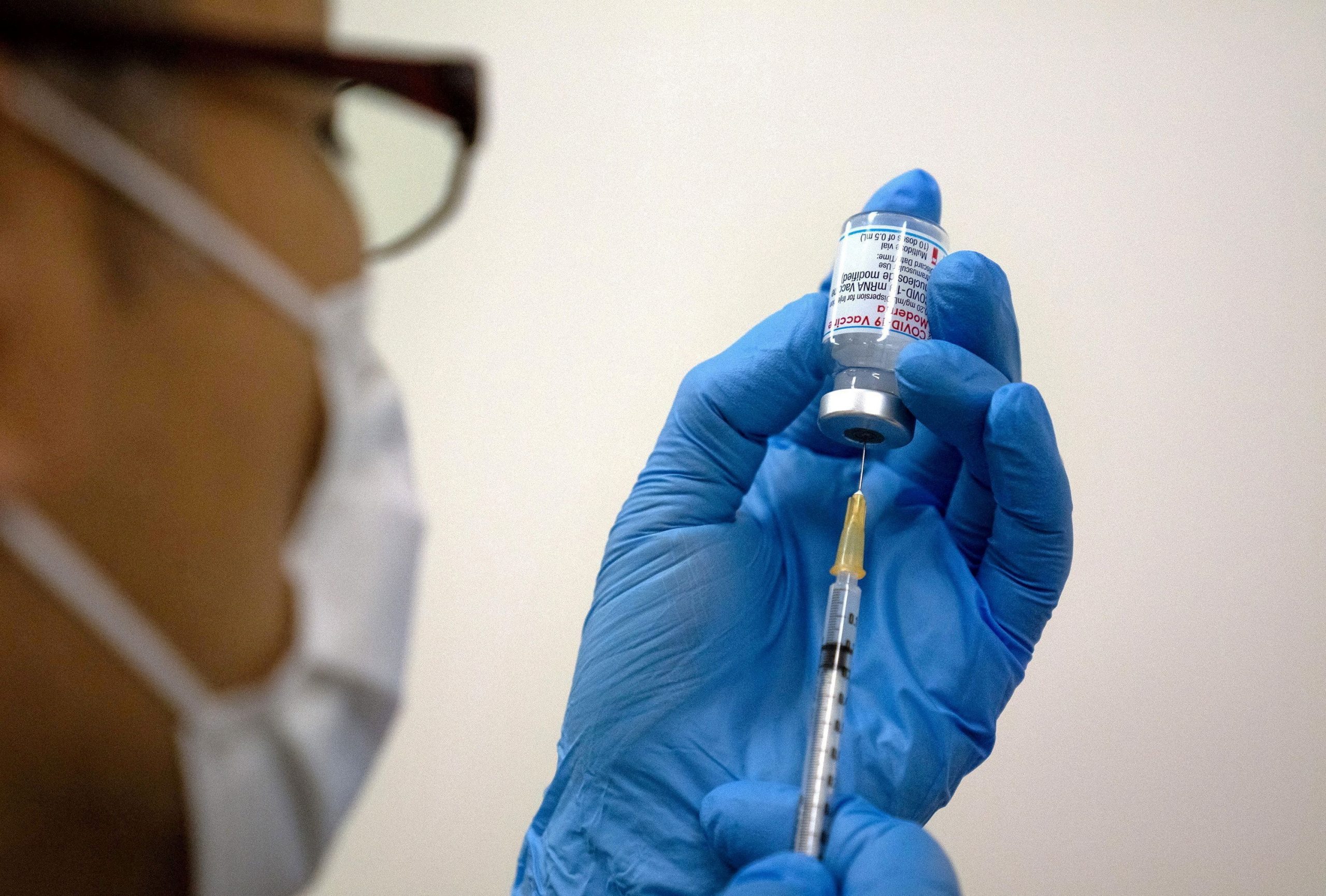 Κοροναϊός: Μεγάλο άλμα στις μετοχές εταιριών εμβολίων εν μέσω εξάπλωσης νέων παραλλαγών