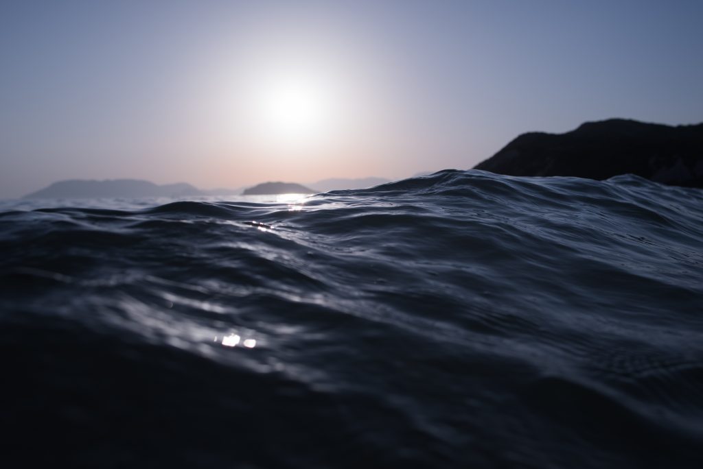 Ικαρία: Νέες μαρτυρίες για τον θάνατο του γιου του Οδυσσέα Σταμούλη – «Η μητέρα του το έβλεπε από ψηλά στη θάλασσα»