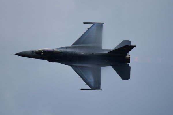 Ρούτε: «Ολλανδία και Δανία δεσμεύονται στη μεταφορά F-16 στην Ουκρανία»