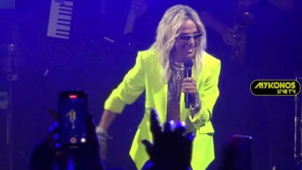 Η Άννα Βίσση ξεσήκωσε τη Μύκονο με μια μοναδική εμφάνιση