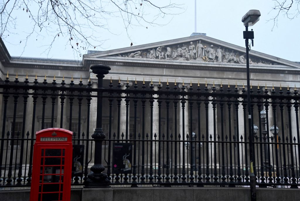 Βρετανικό Μουσείο: Απέλυσε υπάλληλο για την κλοπή και καταστροφή αρχαιοτήτων