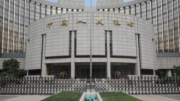 Κίνα: Εξαπλώνεται η κρίση ρευστότητας – Χάνουν την εμπιστοσύνη τους οι επενδυτές