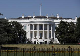 Νίγηρας: Αντιδρούν οι ΗΠΑ στην απόφαση της χούντας να δικάσει τον ανατραπέντα πρόεδρο