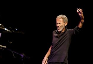 Οι συναυλίες στον νέο Λυκαβηττό – Ο Ξαρχάκος επιστρέφει έπειτα από 45 χρόνια