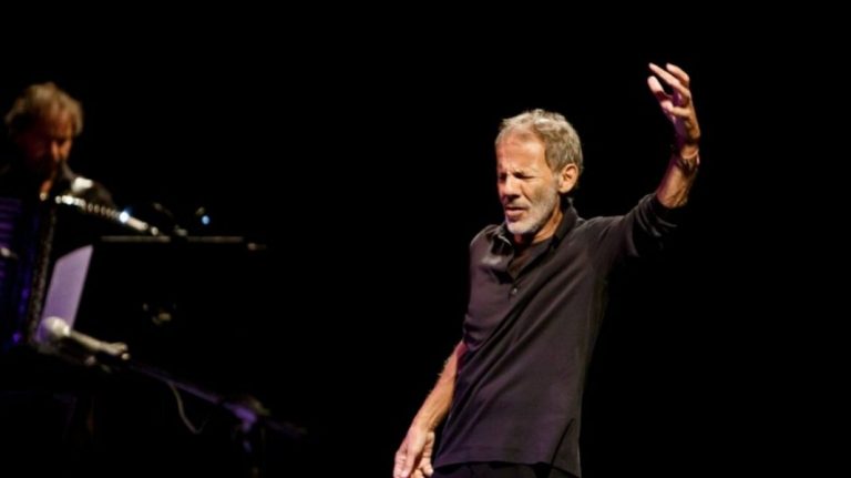 Οι συναυλίες στον νέο Λυκαβηττό – Ο Ξαρχάκος επιστρέφει έπειτα από 45 χρόνια