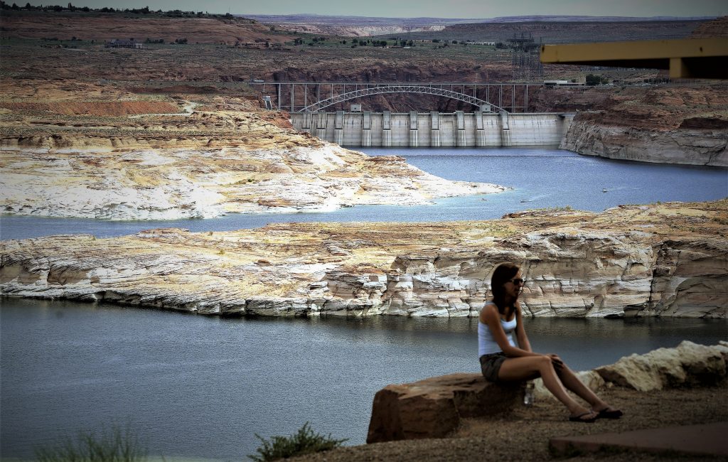 ΗΠΑ: Πως η ξηρασία πλήττει τα φιλόδοξα βιομηχανικά σχέδια της Ουάσινγκτον – Εμμονές και λύσεις