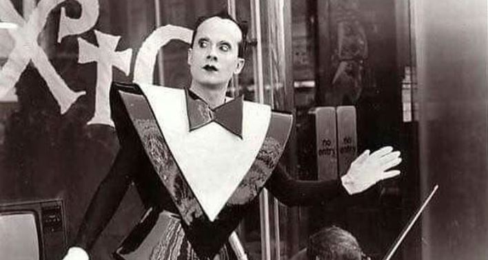 Klaus Nomi – «Θετικά πιασάρικος, με έναν απόκοσμο τρόπο»