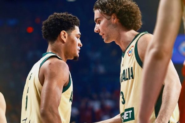 Αυστραλία – Ιαπωνία 109-89: Πέρασαν στους 16 τα «καγκουρό»