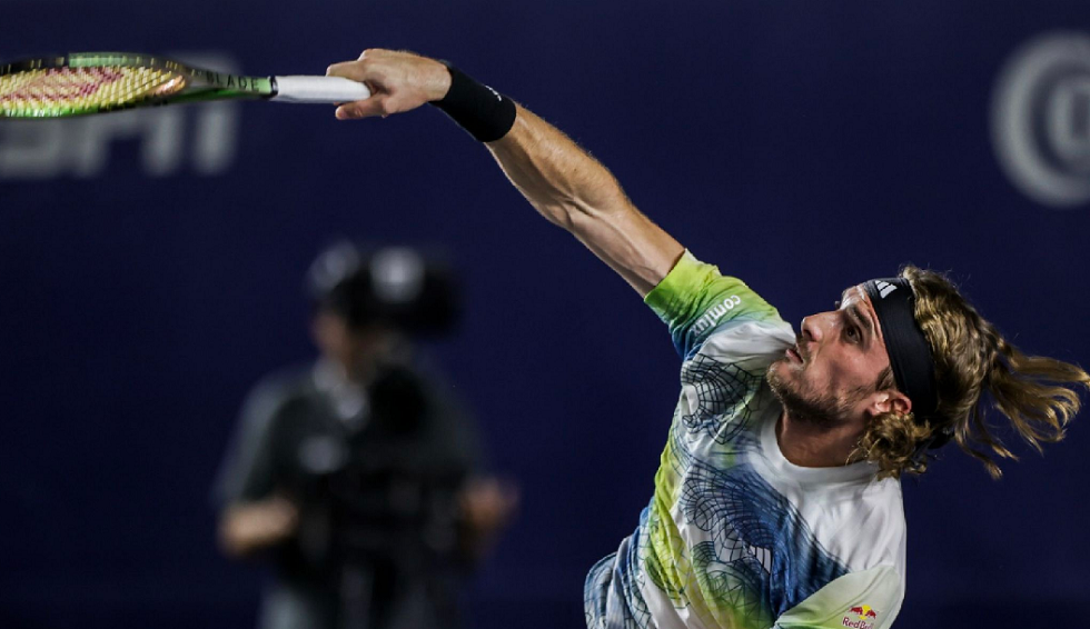 Τσιτσιπάς: «Μεγάλη μάχη με τον Ντε Μινόρ, το καλύτερο τένις παίζεται με τεχνητό φως»