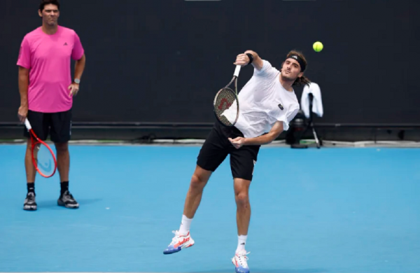 Ριζική αλλαγή για τον Τσιτσιπά – «Είναι καιρός για νέα πράγματα» (pics)