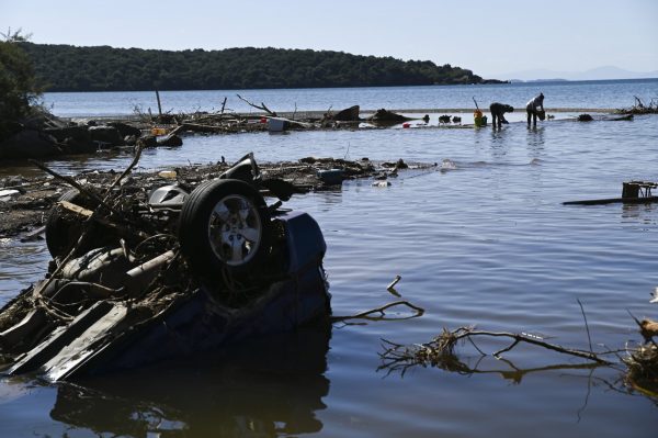 Κακοκαιρία Daniel: «Τριπλή υγειονομική απειλή» μετά την καταστροφική επέλαση