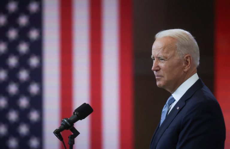 Τζο Μπάιντεν: «Είμαι υποψήφιος επειδή η δημοκρατία μας κινδυνεύει»