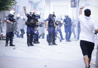 Λάρισα: Σοβαρά επεισόδια στο κέντρο της πόλης με δακρυγόνα μετά την πανθεσσαλική πορεία διαμαρτυρίας