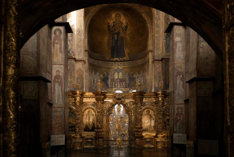 UNESCO: Στη λίστα των Μνημείων Παγκόσμιας Κληρονομιάς που διατρέχουν κίνδυνο ναοί της Ουκρανίας