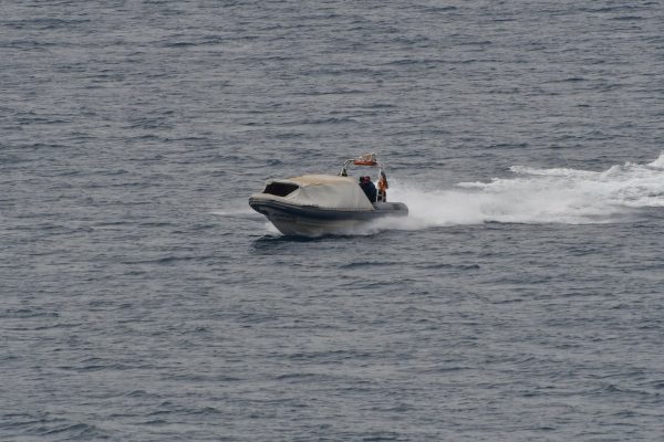 Ρόδος: Εντοπισμός 25 ατόμων και σύλληψη του διακινητή τους μετά από καταδίωξη