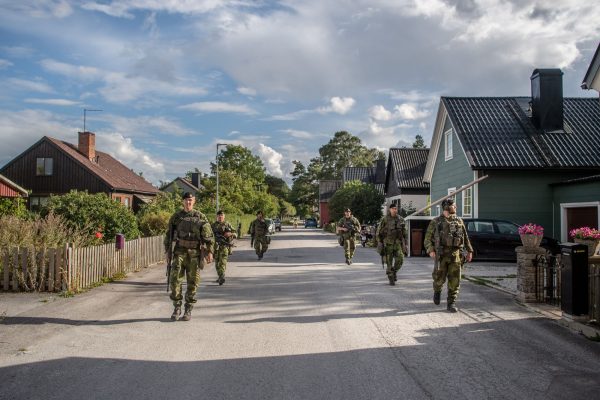 Πόλεμος συμμοριών στη Σουηδία: Έτοιμη να κατεβάσει στρατό στους δρόμους η κυβέρνηση