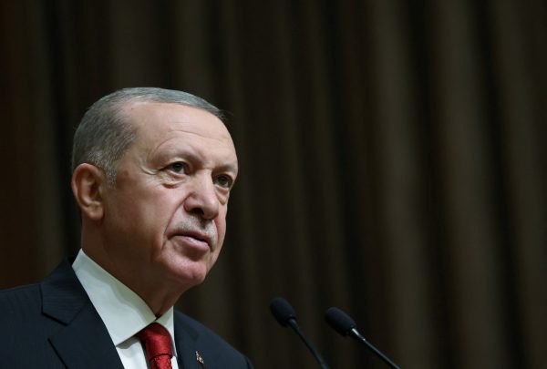 Ταγίπ Ερντογάν: Το ωράριο εργασίας του Τούρκου προέδρου