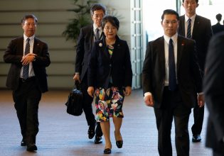Ιαπωνία: Για πρώτη φορά εδώ και 19 χρόνια γυναίκα υπουργός Εξωτερικών