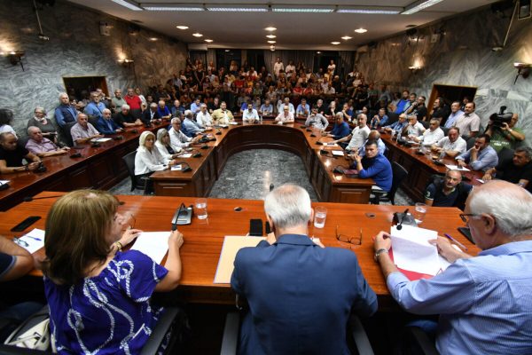 Φράγμα Γυρτώνης: Ένταση και αλαλούμ στο δημοτικό συμβούλιο Λάρισας – Έσπασε ανάχωμα με εντολή δημάρχου;