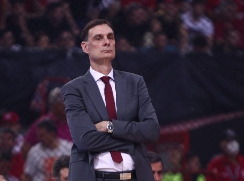 Ολυμπιακός: Η απόφαση του Ναν που αλλάζει τα δεδομένα για τον Μπαρτζώκα