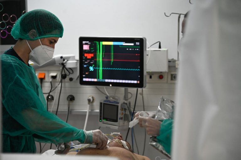 Το 1/3 των γυναικών χειρουργών έχει υποστεί σεξουαλική παρενόχληση από άνδρες συναδέλφους τους