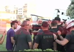 Κακοκαιρία Daniel: Ένταση έξω από το δημαρχείο Βόλου με αγανακτισμένους κατοίκους