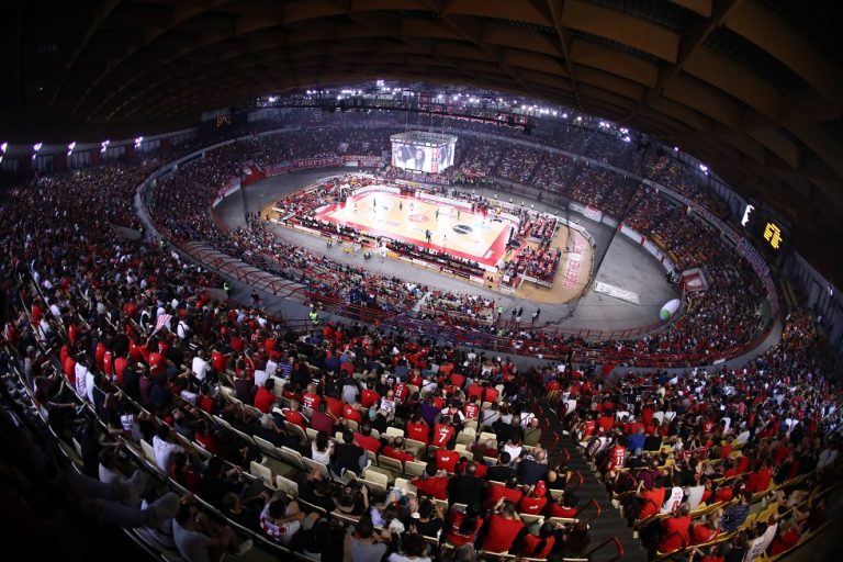 Ολυμπιακός: «Εξαφανίζονται» τα εισιτήρια με Μπαρτσελόνα και Παρτίζαν