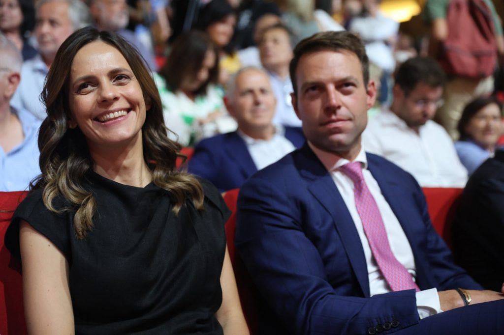 Ο Κασσελάκης συσπειρώνει την πλευρά Αχτσιόγλου με αφορμή τον Δραγασάκη