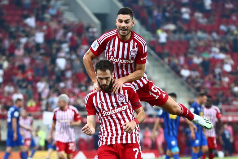 Ολυμπιακός – Λαμία 4-0: Κόκκινη «μαγεία» και 3Χ3 ο Θρύλος