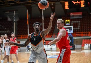 Ολυμπιακός: Σίκμα και Τανούλης εν δράσει – Δείτε φωτογραφίες από το φιλικό με Προμηθέα